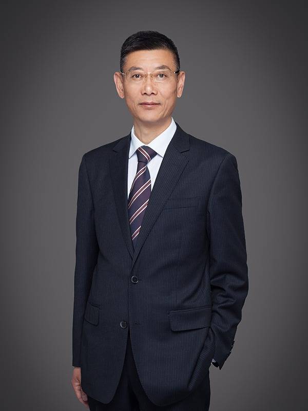 郭振中